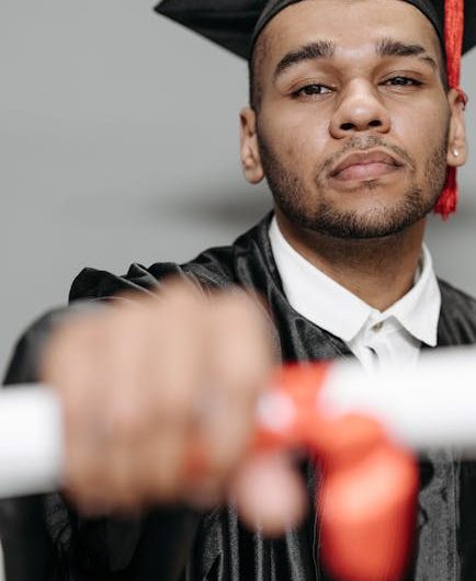 Купить диплом с занесением в реестр быстро и выгодно