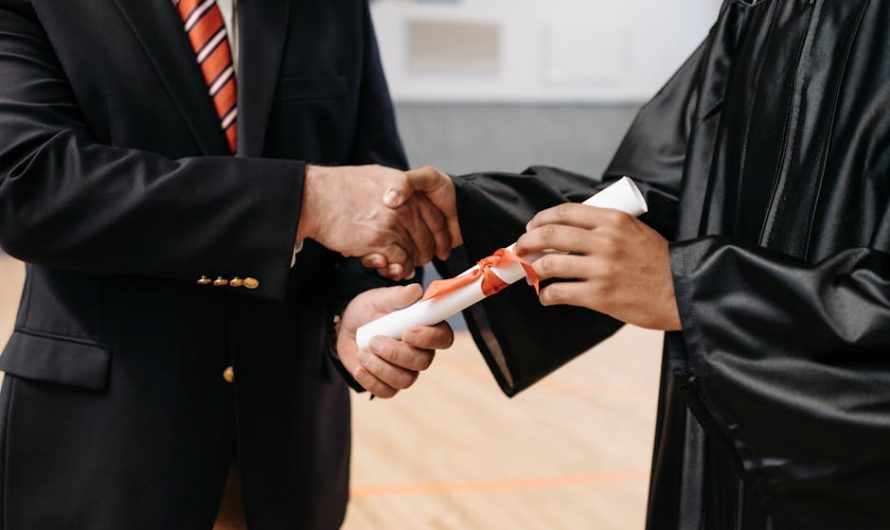 Купить диплом с занесением в реестр института